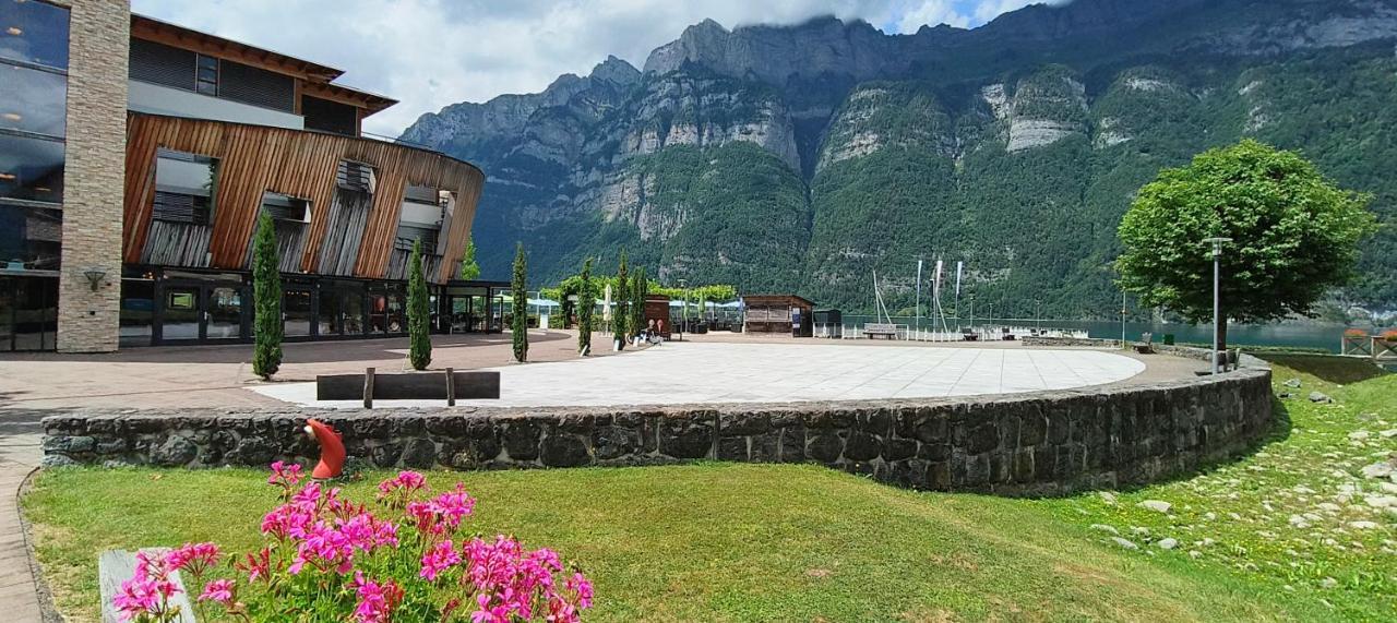 Marina Walensee Hotel Unterterzen Eksteriør billede