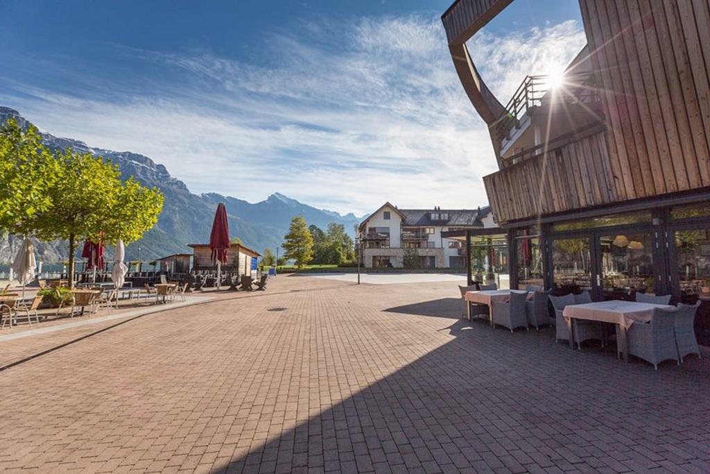 Marina Walensee Hotel Unterterzen Eksteriør billede